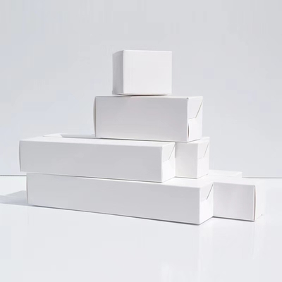 แสตมป์ร้อนกล่องจัดส่งสีขาวขนาดเล็กหัตถกรรมกระดาษกล่องเครื่องประดับ ODM OEM
